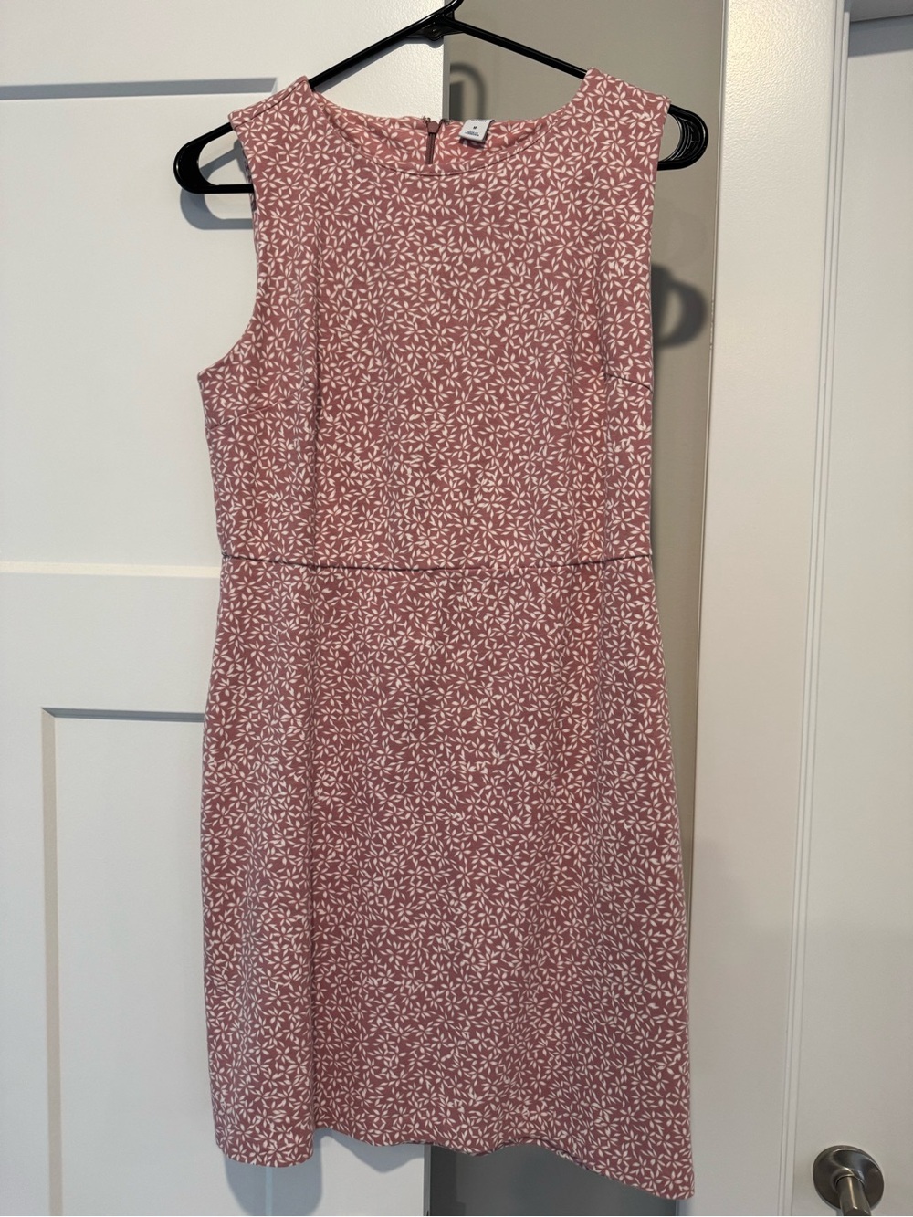 Old Navy Dusty Pink Floral Sleeveless Midi Dress